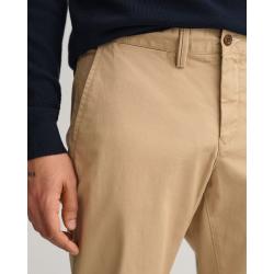 PANTALON CHINO SLIM FIT EN SERGE HALLDEN