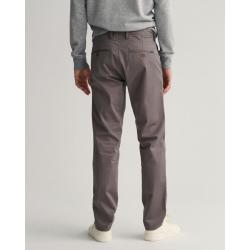 PANTALON CHINO SLIM FIT EN SERGE HALLDEN