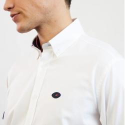 Chemise blanche avec broderies XV de France dans le dos