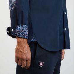 Chemise avec détail fleuri 