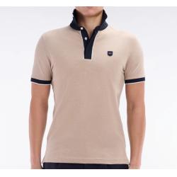 Polo uni à manches courtes...