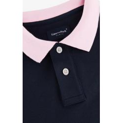 Polo bleu marine en coton pima avec détails contrastés Polo bleu marine en coton pima avec détails contrastés