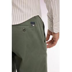 Pantalon chino kaki regular en coton stretch