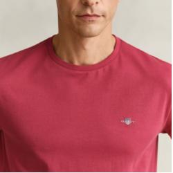T-shirt coupe regular Shield